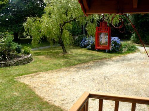 La Cle Des Roulottes Hotel Pluvigner Екстериор снимка